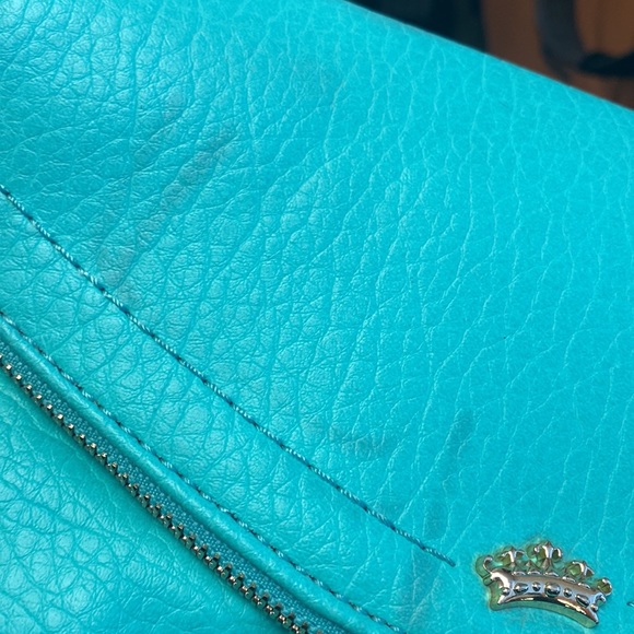 Juicy Couture Traveler Flap Crossbody Bag - Picture 2 of 10